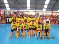 /album/finais-torneio-emanicipa%c3%a7%c3%a3o-20131/aguia-de-ouro-vice-campeao-sub-15-jpg/